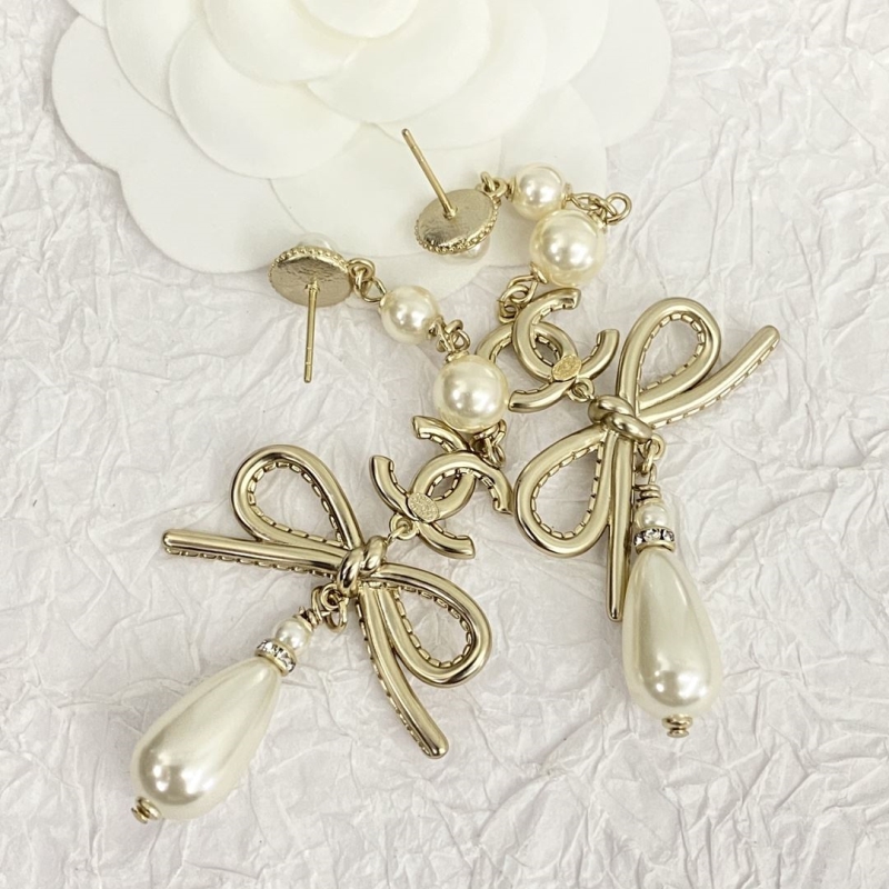 Ch**el earrings